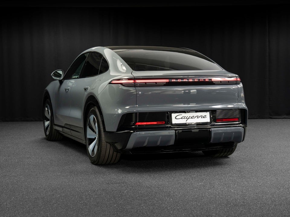 Porsche Cayenne Electric Coupé 5d