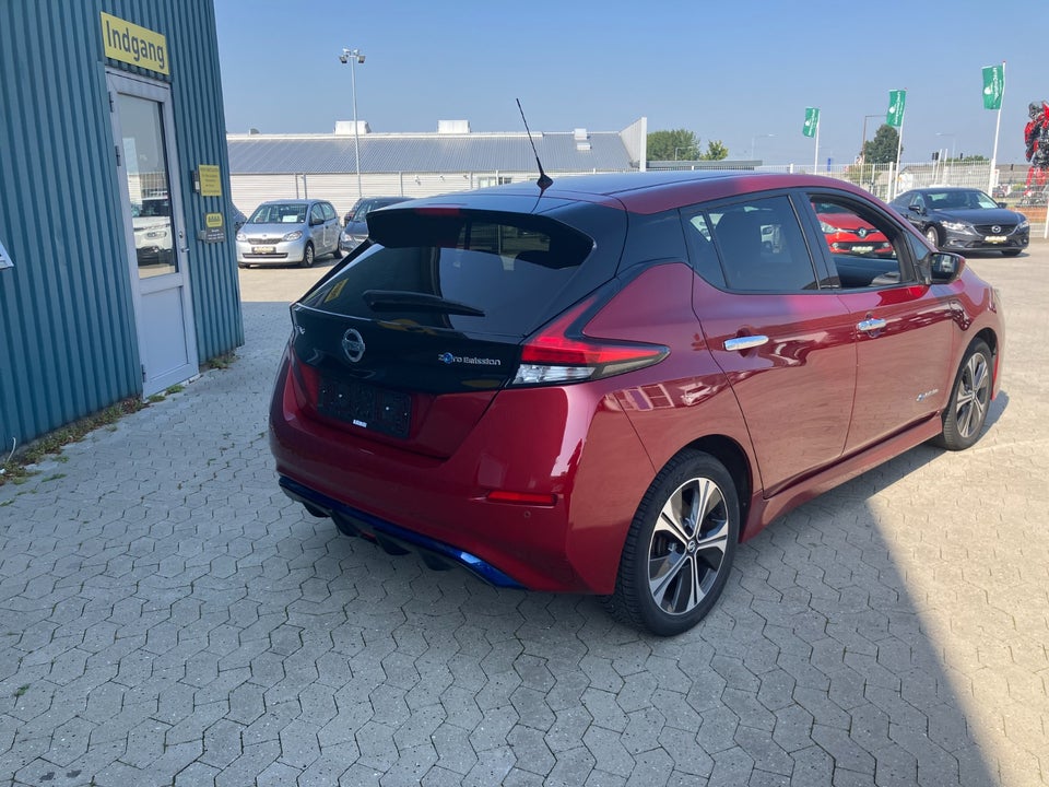 Nissan Leaf 40 N-Connecta 5d