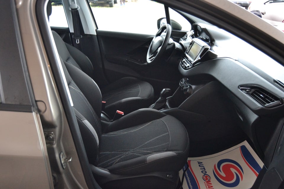 Peugeot 208 1,2 VTi 82 Active 5d
