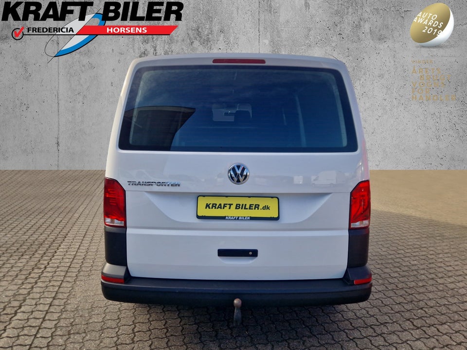 VW Transporter 2,0 TDi 110 Kassevogn lang