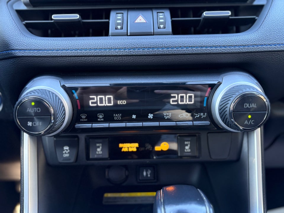 Toyota RAV4 2,5 Hybrid H3 Style MDS 5d