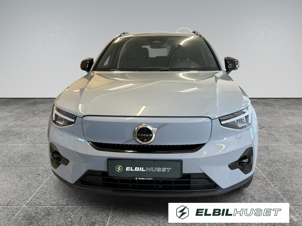 Volvo EX40 Extended Range Plus 5d