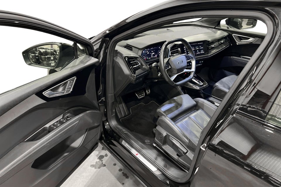 Audi Q4 e-tron 40  5d