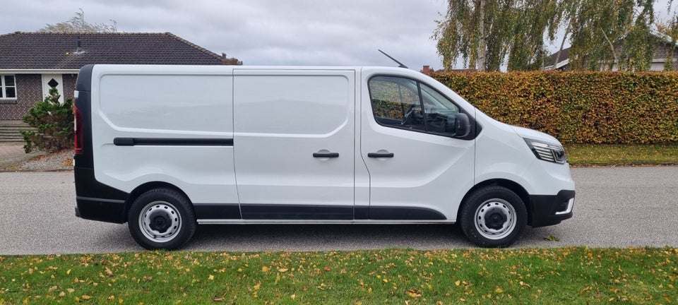 Renault Trafic 2,0 dCi 130 L2H1