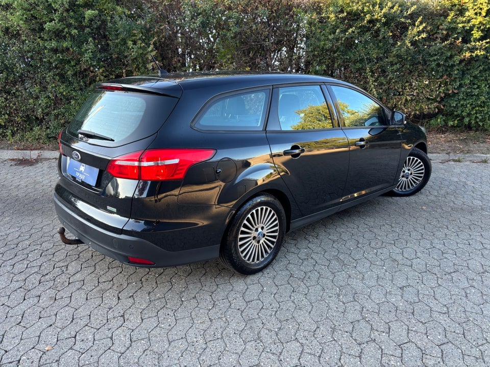 Ford Focus 1,0 SCTi 100 Titanium stc. 5d