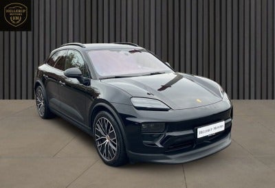 Porsche Macan 4 5d