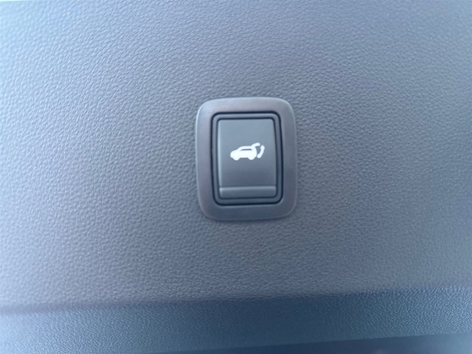 Renault 4 E-Tech 52 Techno 5d