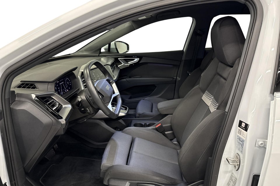 Audi Q4 e-tron 40 Attitude 5d
