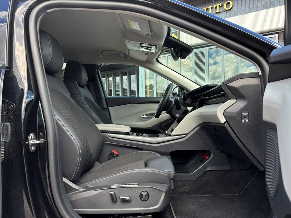 Ford Explorer 77 Select Extended Range 5d