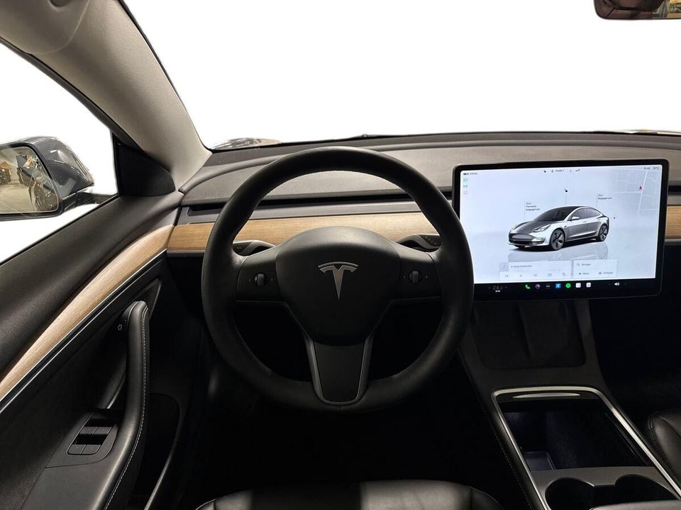 Tesla Model 3 RWD 4d