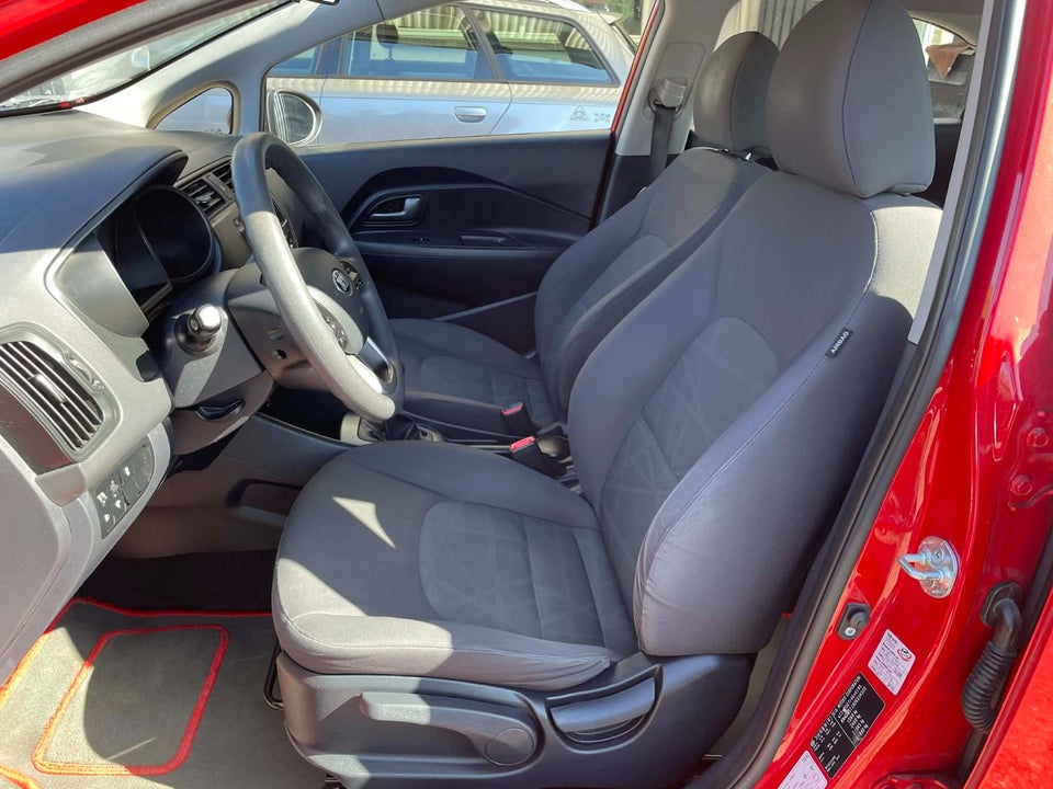 Kia Rio 1,2 CVVT Concept 5d