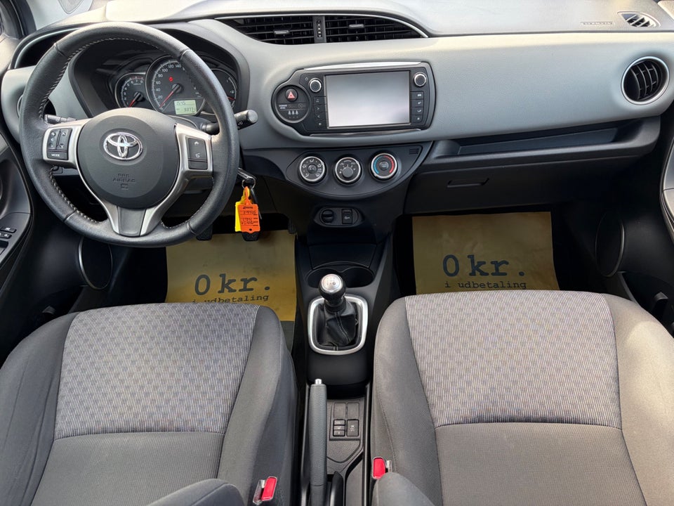 Toyota Yaris 1,0 VVT-i T2 Touch 5d