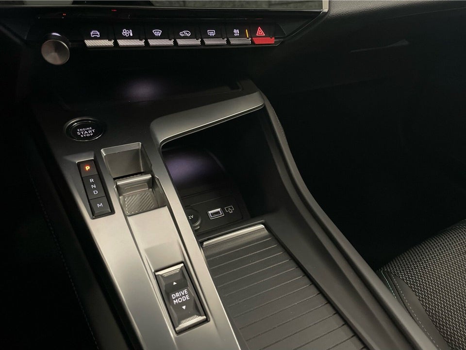 Peugeot 308 1,5 BlueHDi 130 Allure Pack SW EAT8 5d