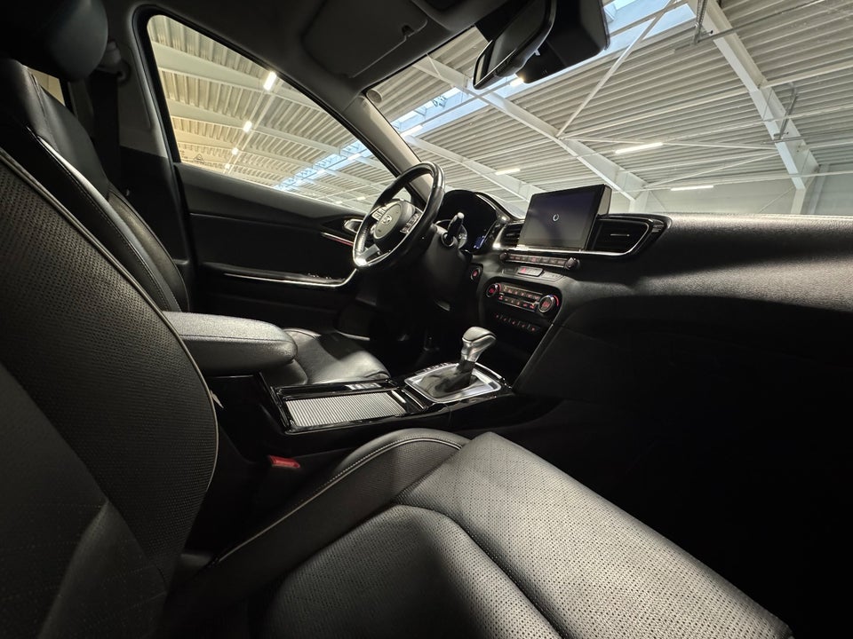 Kia Ceed 1,6 CRDi 136 Intro Edition SW DCT 5d