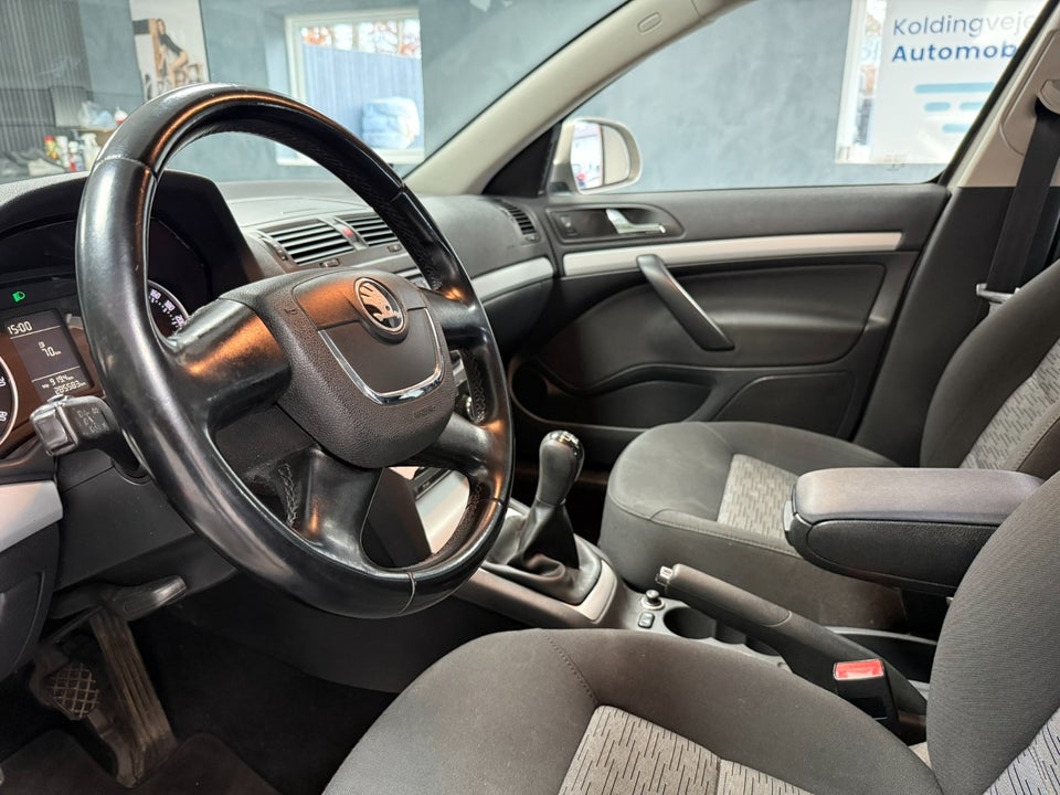 Skoda Octavia 1,2 TSi 105 Ambiente Combi 5d