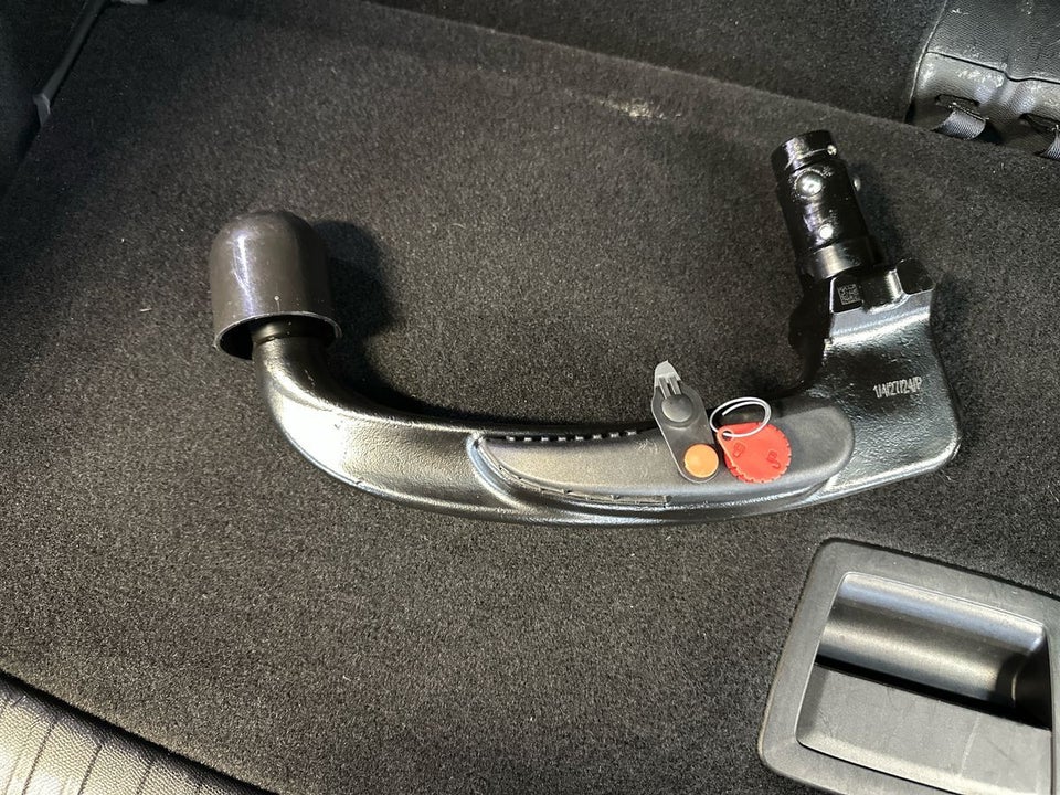 Peugeot e-5008 77 GT 7prs 5d