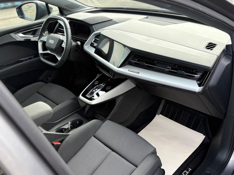 Audi Q4 e-tron 40 Advanced Sportback 5d