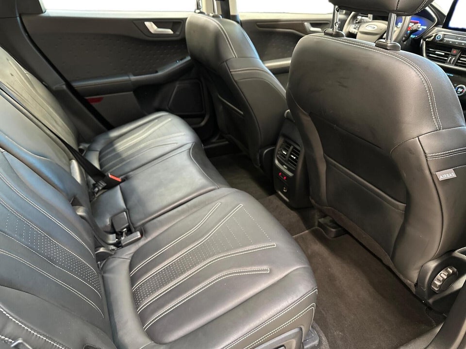 Ford Kuga 2,5 PHEV Vignale CVT 5d