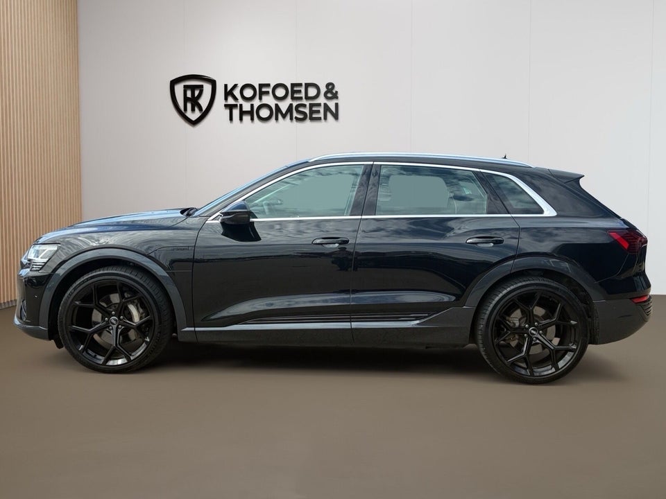 Audi Q8 e-tron 50 Prestige quattro 5d