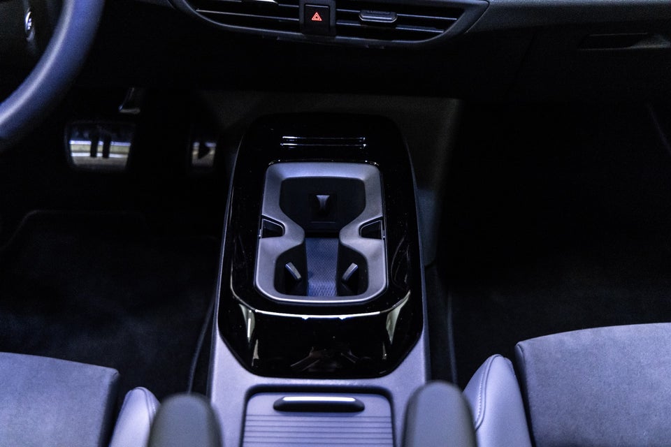 VW ID.4 77 Style 4Motion 5d