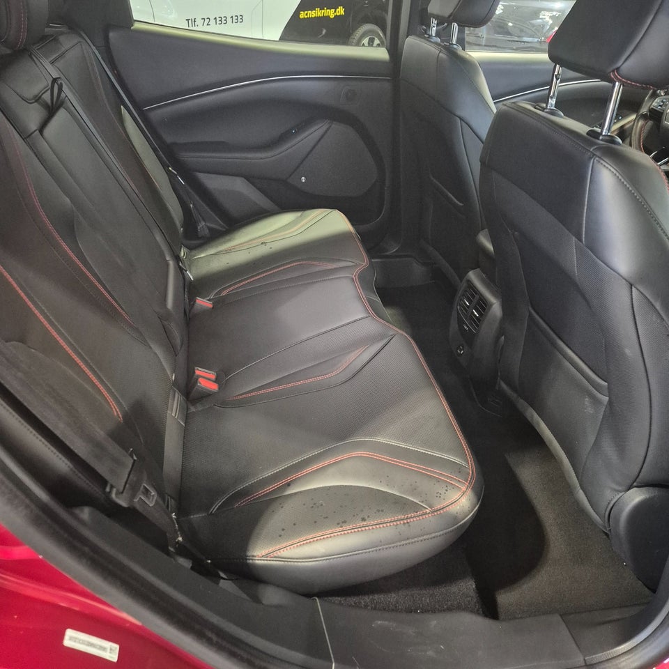 Ford Mustang Mach-E 88 Extended Range AWD 5d