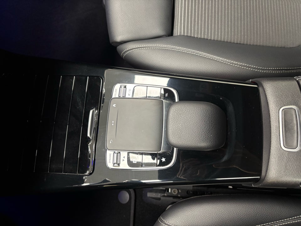 Mercedes A220 2,0 AMG Line aut. 5d