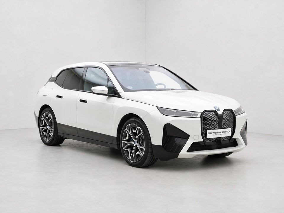 BMW iX xDrive40 Fully Charged M-Sport 5d