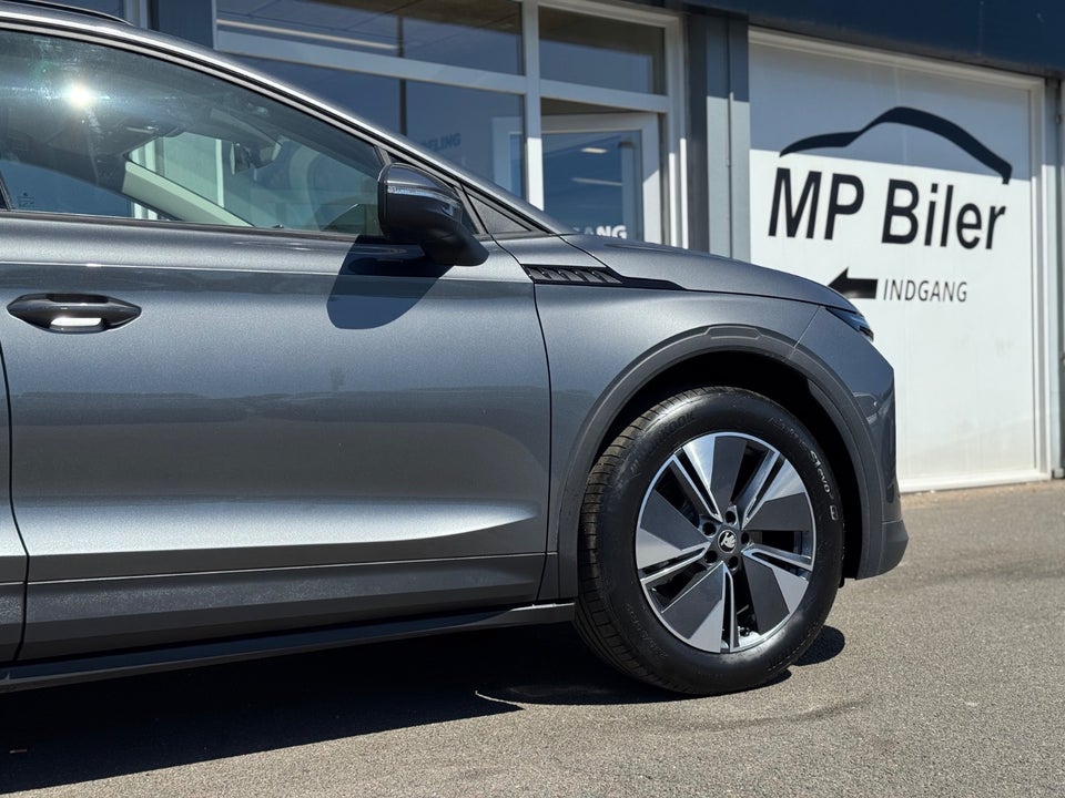 Skoda Elroq 60 iV Loft 5d