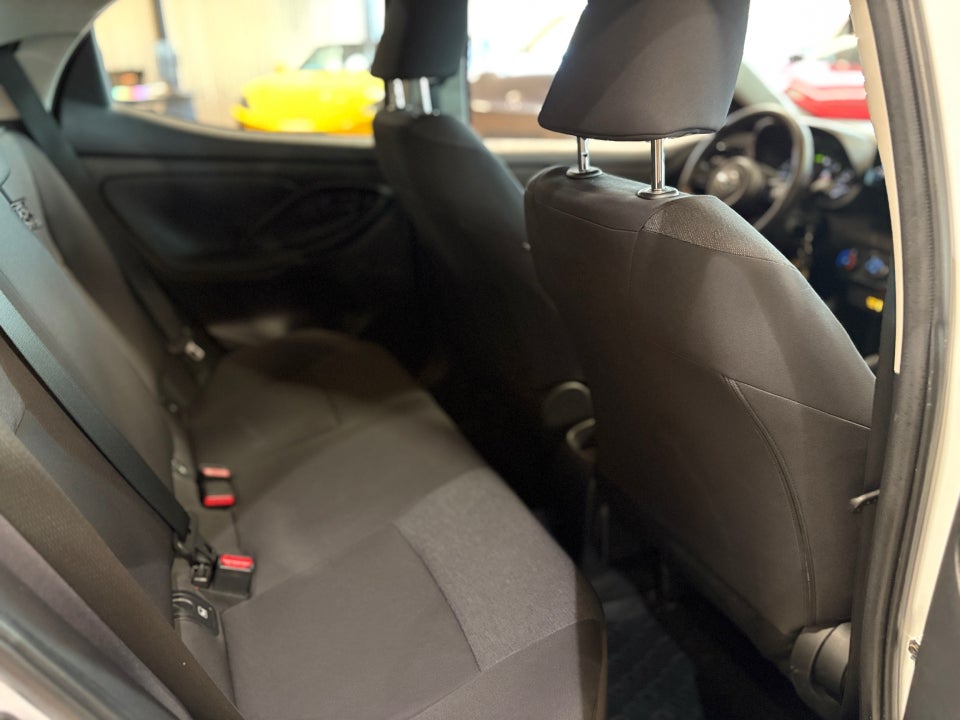 Toyota Yaris 1,0 T1 5d