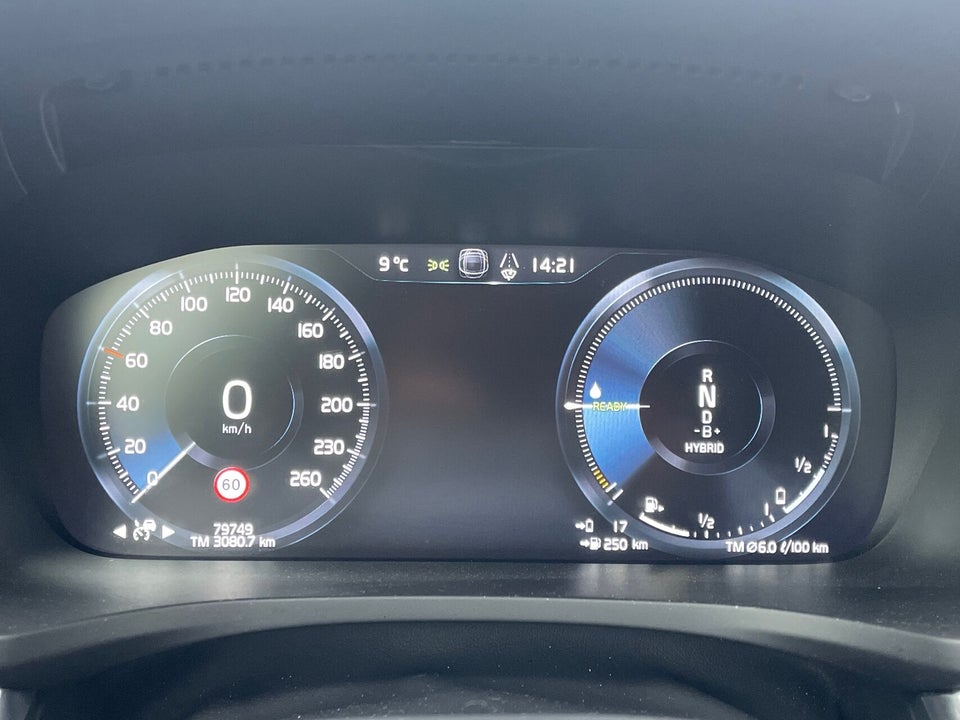 Volvo V60 2,0 T8 ReCharge R-Design aut. AWD 5d