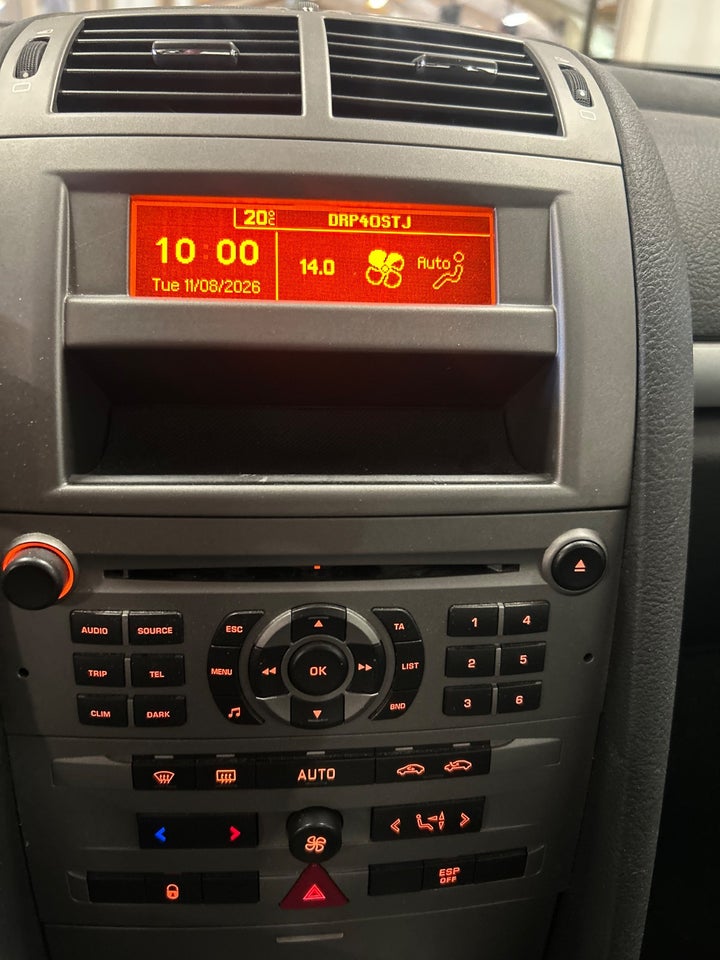 Peugeot 407 1,8 SR 4d