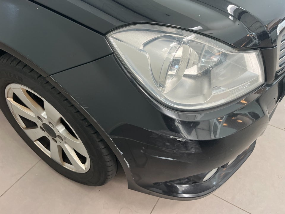 Mercedes C180 2,2 CDi BE 4d