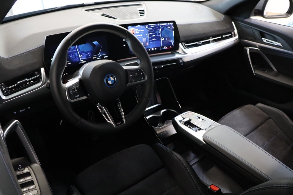 BMW iX2 xDrive30 M-Sport 5d