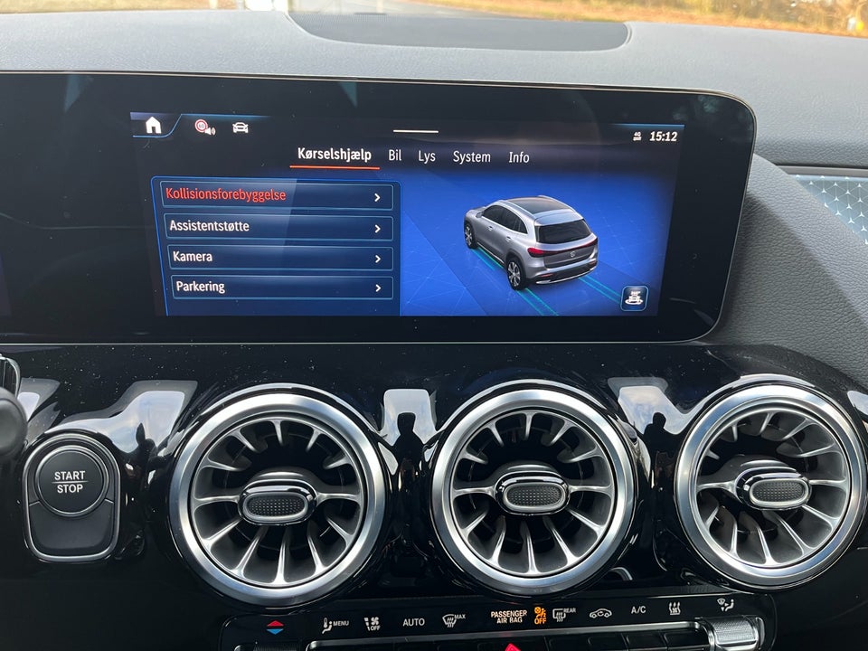 Mercedes EQA300 Progressive 4Matic 5d