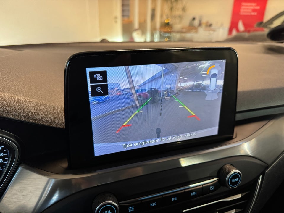 Ford Focus 1,5 EcoBlue Titanium stc. aut. 5d