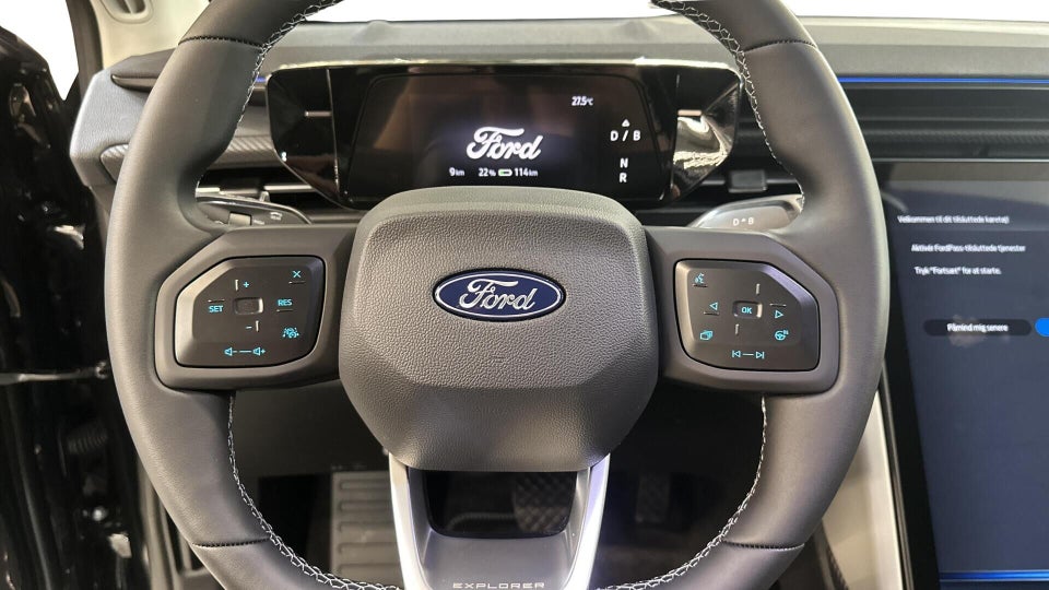 Ford Explorer 79 Premium Extended Range 5d