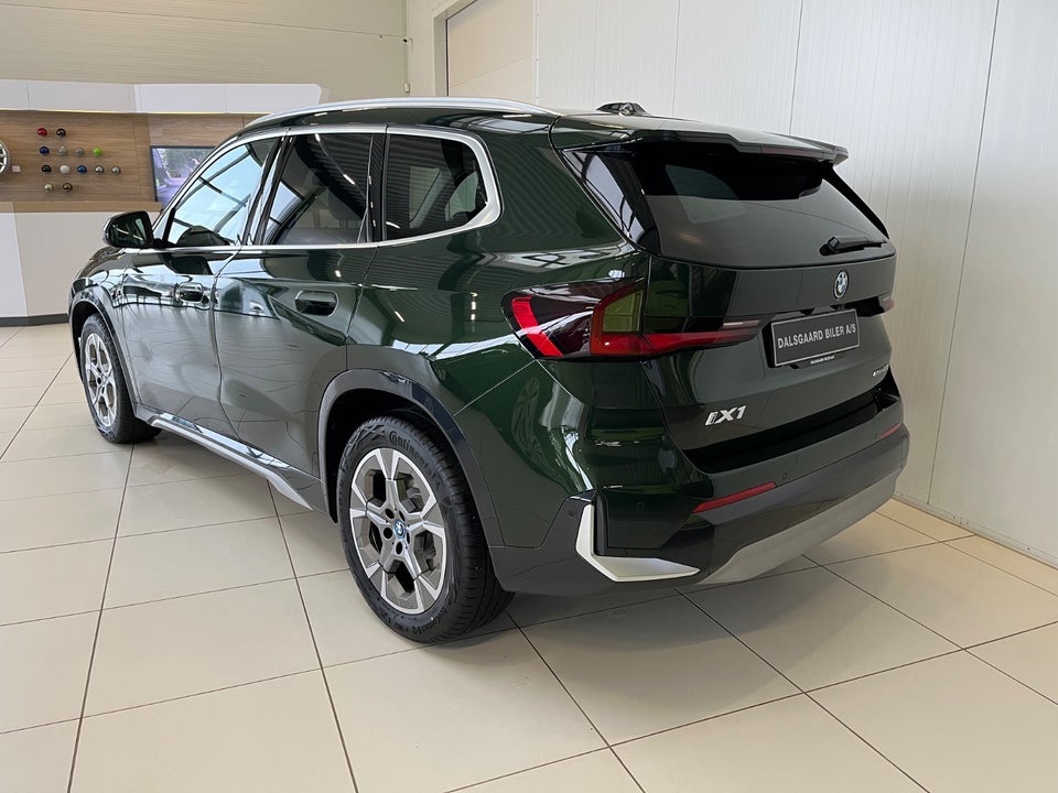 BMW iX1 eDrive20 X-Line 5d