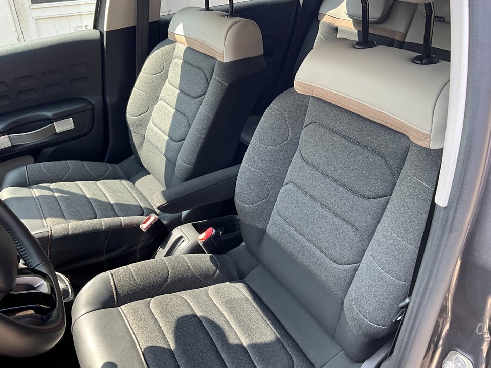 Citroën C3 1,2 PureTech 83 Shine Sport 5d