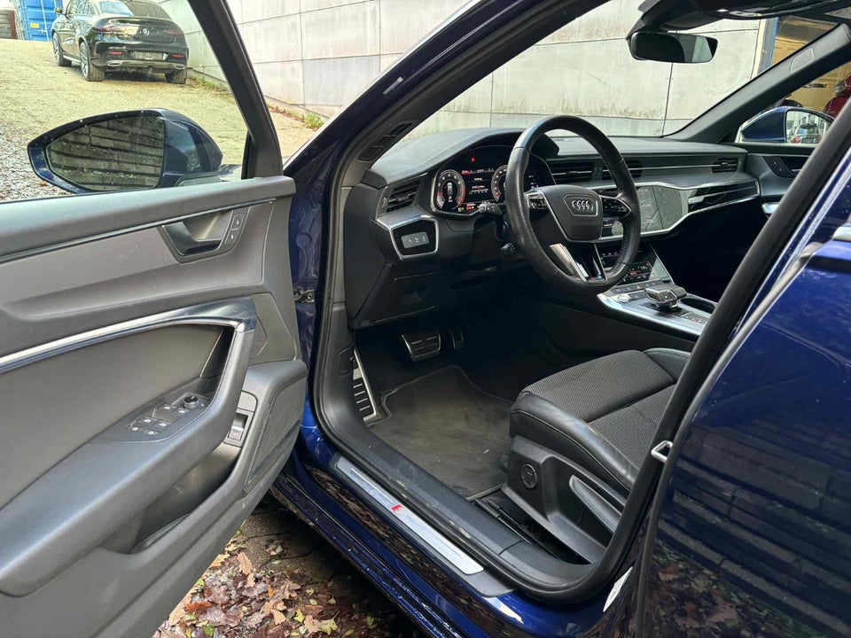 Audi A6 45 TFSi Avant S-tr. 5d