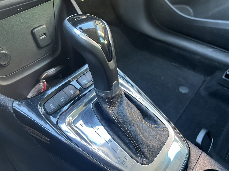 Opel Crossland X 1,2 T 130 Sport aut. 5d