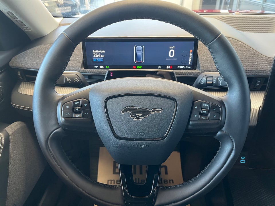 Ford Mustang Mach-E 75 Standard Range 5d