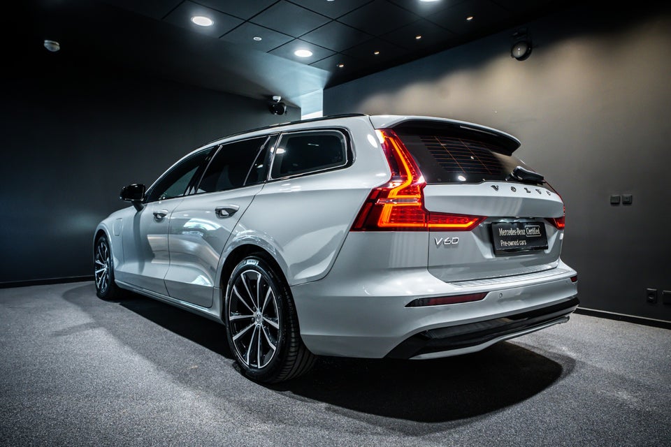 Volvo V60 2,0 T6 ReCharge Plus Dark aut. AWD 5d
