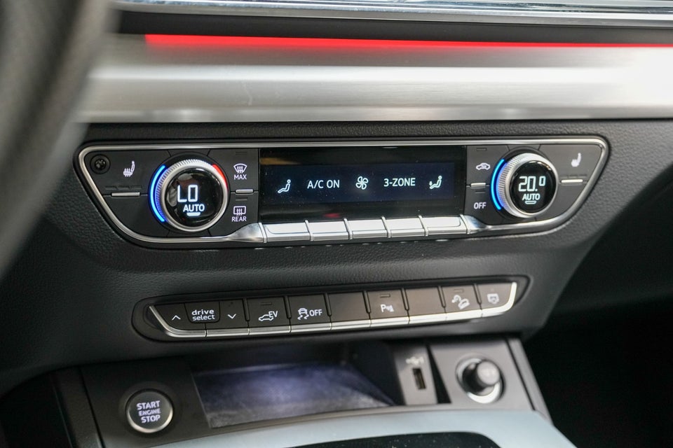 Audi Q5 55 TFSi e S-line quattro S-tr. 5d