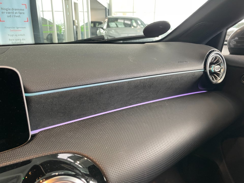 Mercedes A200 1,3 AMG Line aut. 4d