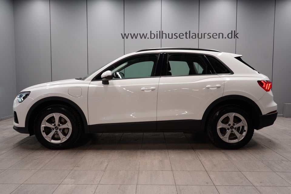 Audi Q3 45 TFSi e Attitude plus S-tr. 5d