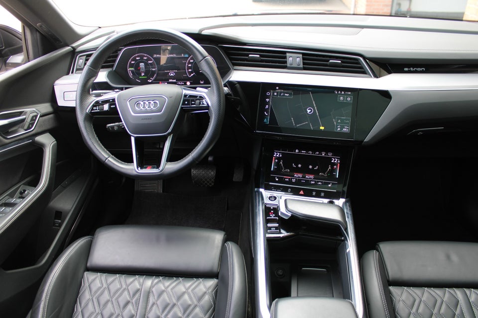 Audi e-tron 55 S-line quattro 5d
