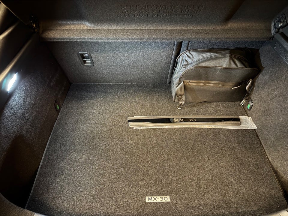 Mazda MX-30 0,8 e-SkyActiv R-EV Exclusive-Line 5d