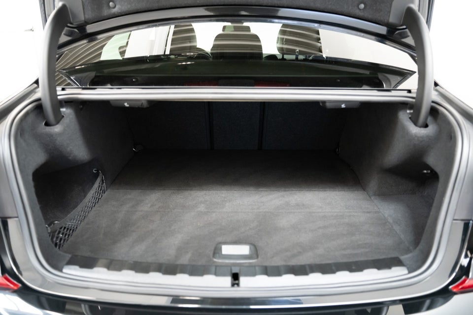 BMW 330e 2,0 M-Sport aut. 4d