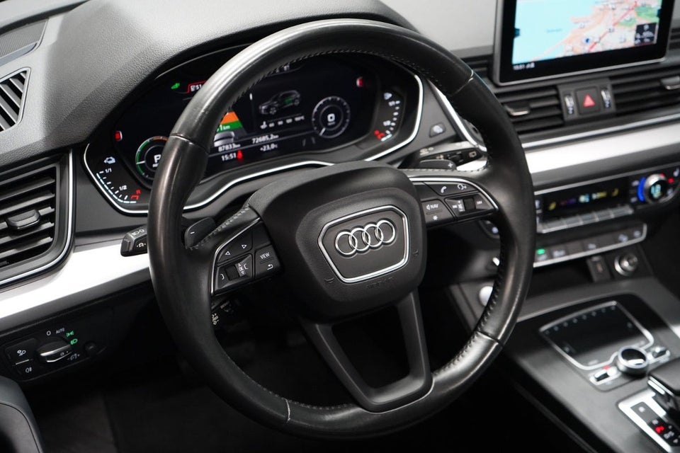 Audi Q5 55 TFSi e Sport quattro S-tr. 5d