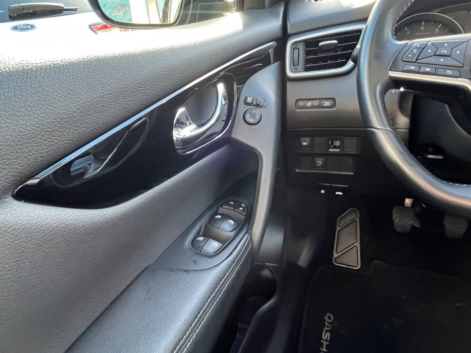 Nissan Qashqai 1,3 Dig-T 140 Acenta 5d